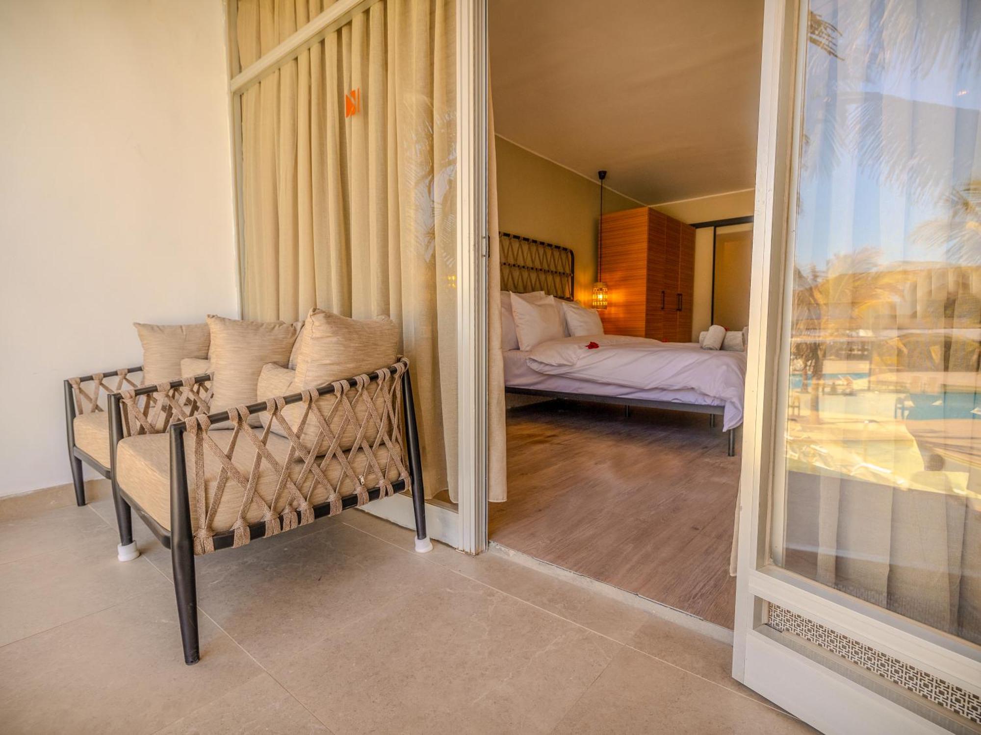 Kombo Beach Resort セレクンダ エクステリア 写真