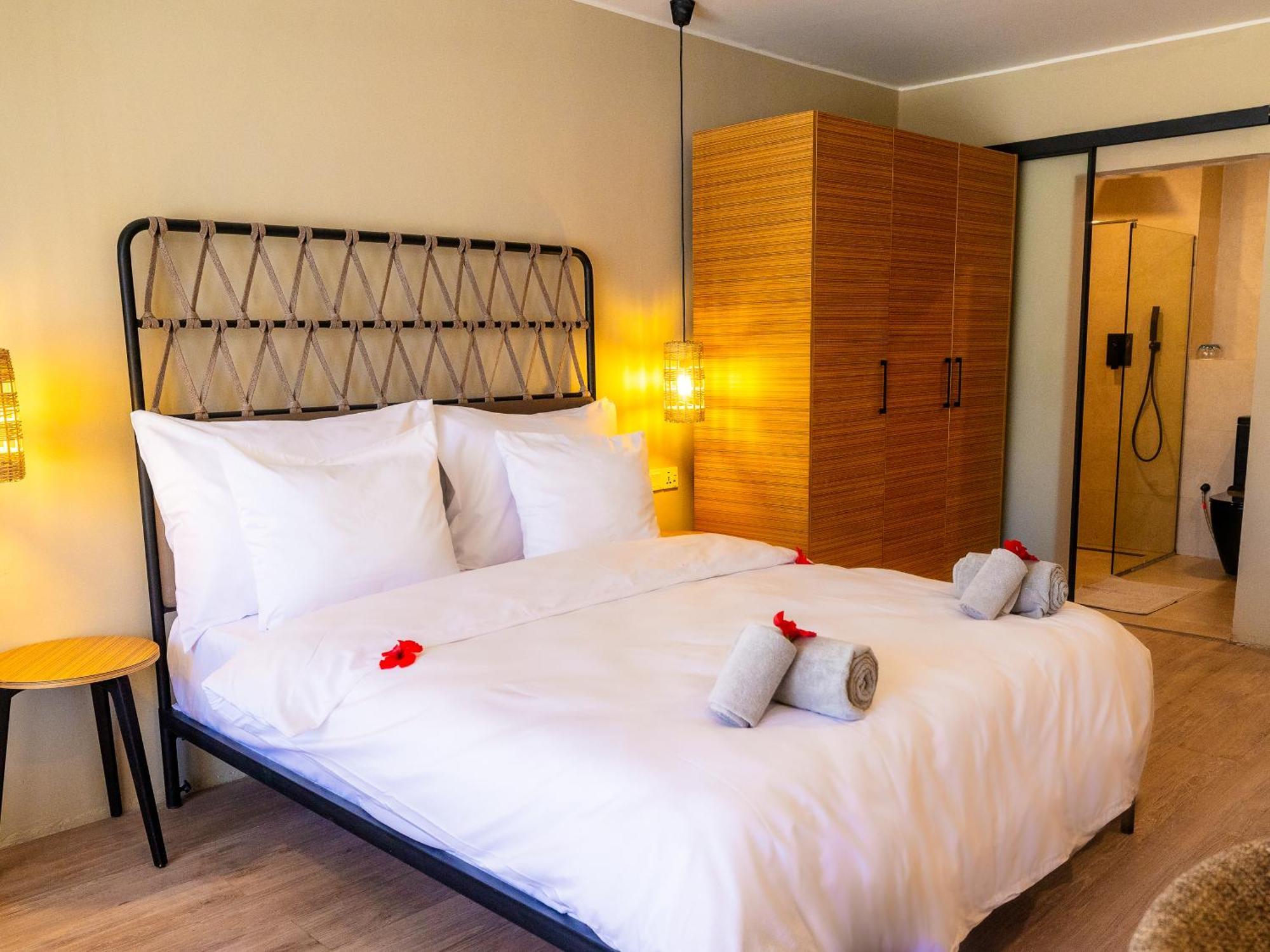 Kombo Beach Resort セレクンダ エクステリア 写真