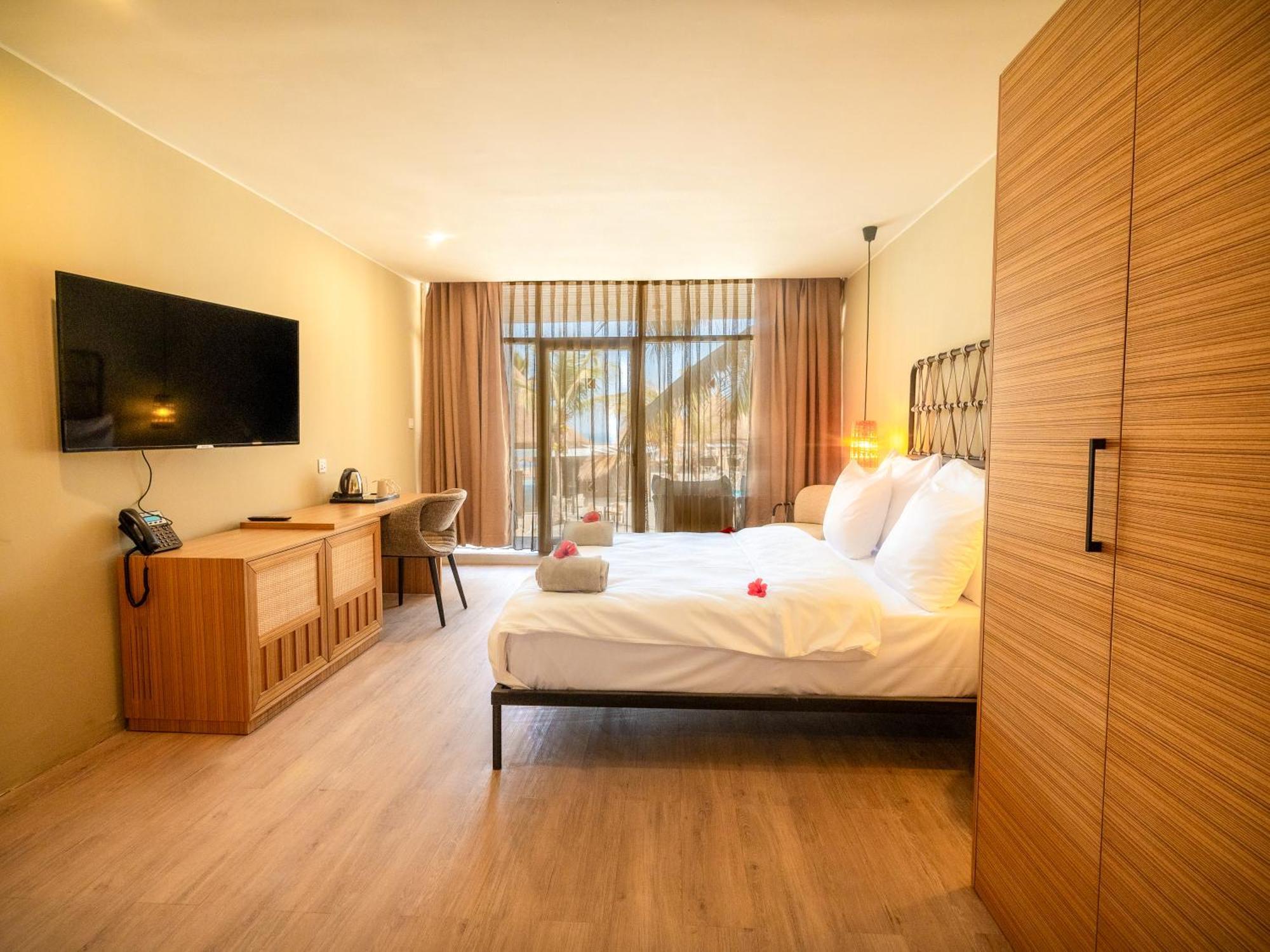 Kombo Beach Resort セレクンダ エクステリア 写真