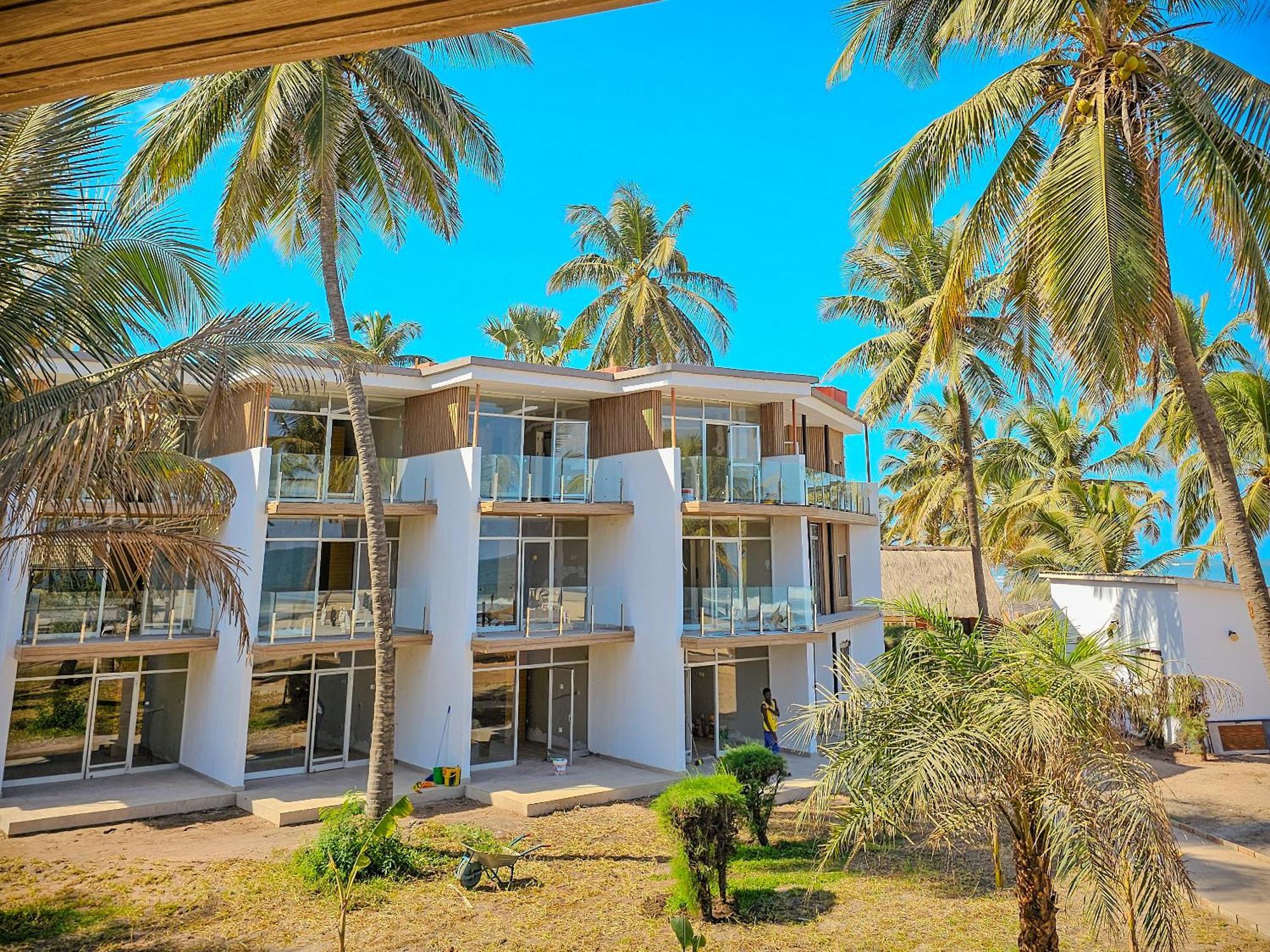Kombo Beach Resort セレクンダ エクステリア 写真